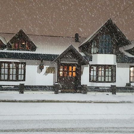 Hosteria Residencia Linares Ushuaia Exterior foto